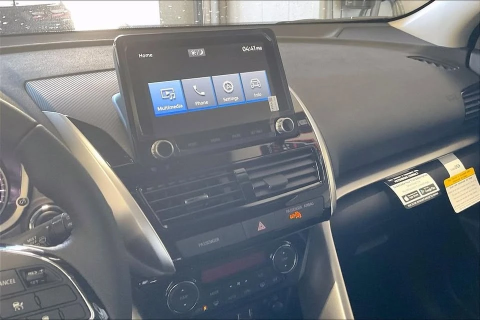 2026 Mitsubishi Eclipse Cross - Image 7 of 14