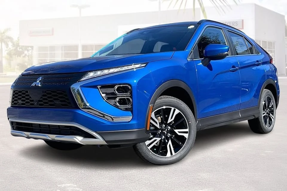 2026 Mitsubishi Eclipse Cross - Image 2 of 14