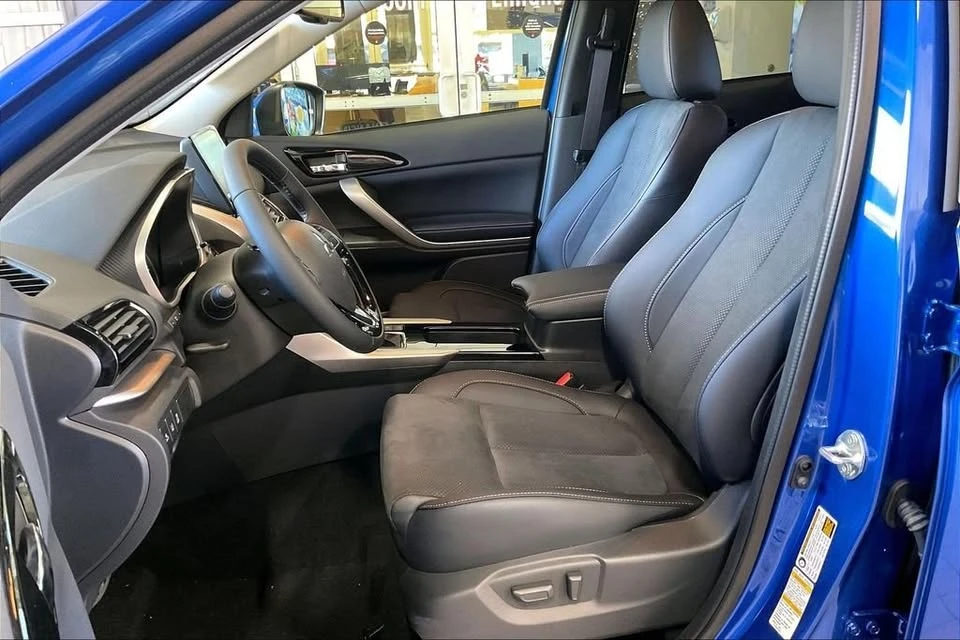 2026 Mitsubishi Eclipse Cross - Image 9 of 14