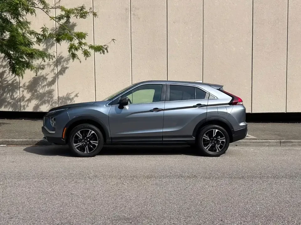 2026 Mitsubishi Eclipse Cross - Image 2 of 20