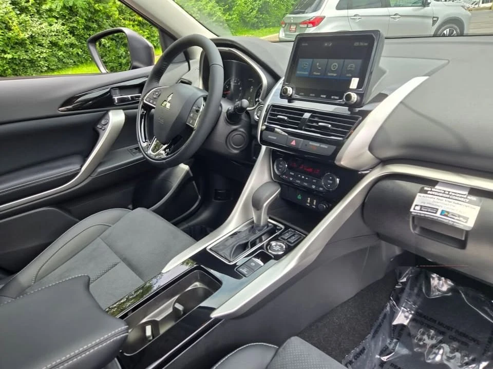 2026 Mitsubishi Eclipse Cross - Image 5 of 20