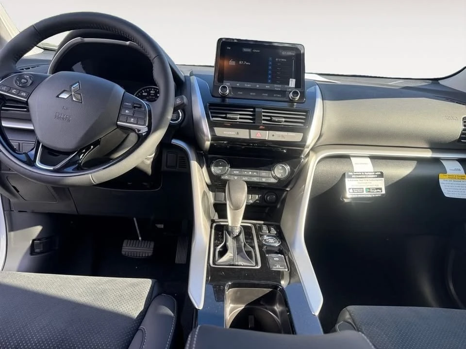 2026 Mitsubishi Eclipse Cross - Image 11 of 15