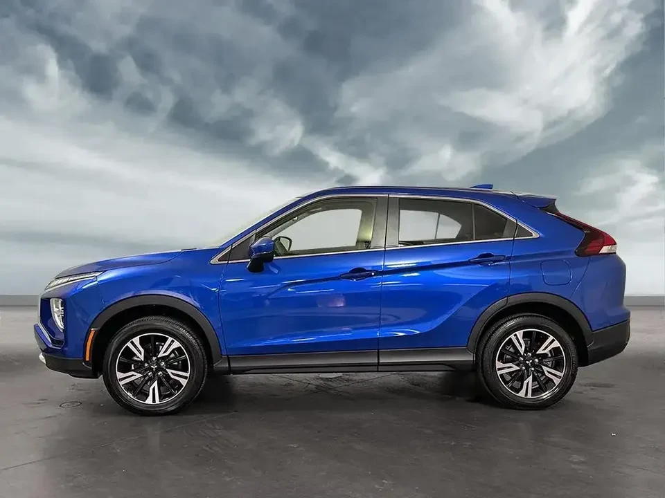 2026 Mitsubishi Eclipse Cross - Image 3 of 5