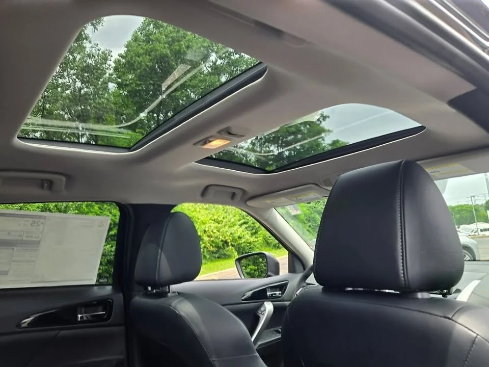 2026 Mitsubishi Eclipse Cross - Image 7 of 19