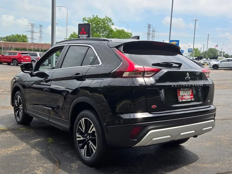 2026 Mitsubishi Eclipse Cross - Image 12 of 19