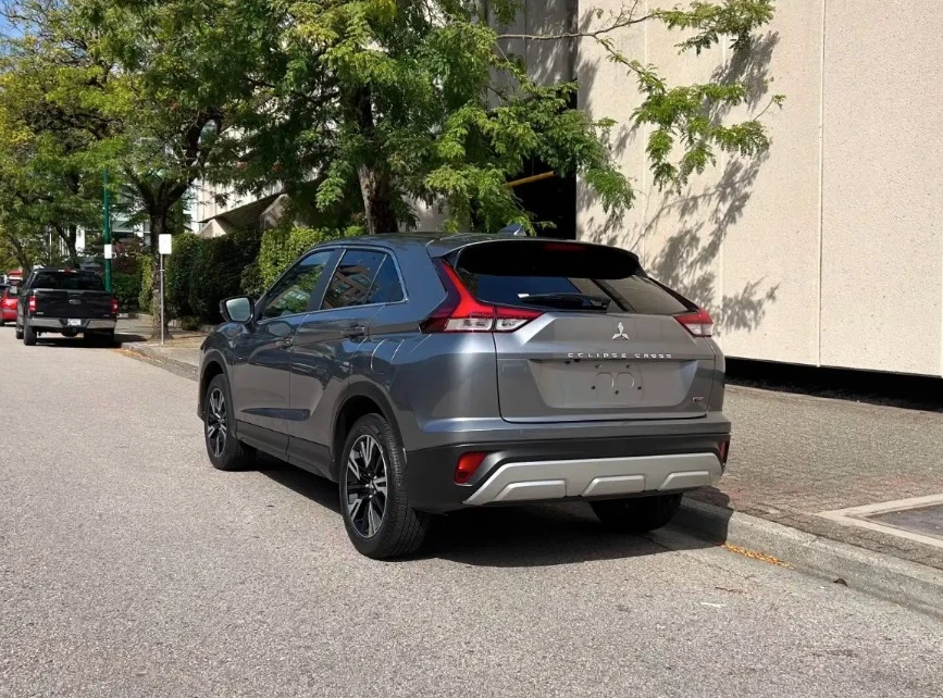 2026 Mitsubishi Eclipse Cross - Image 4 of 13