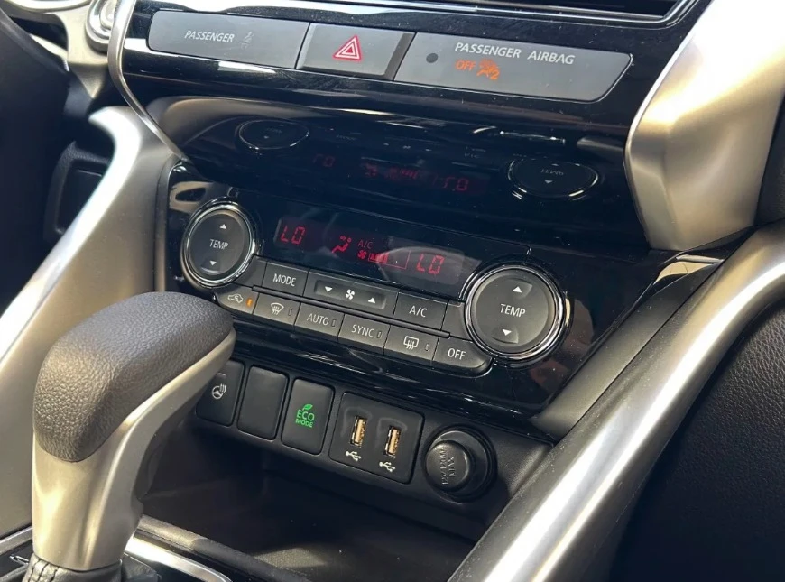 2026 Mitsubishi Eclipse Cross - Image 12 of 13