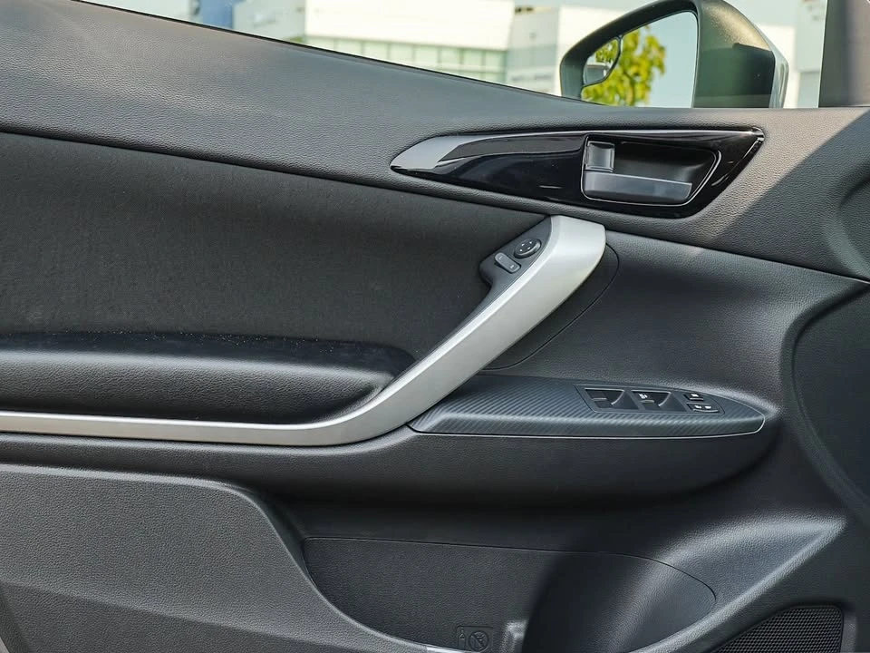 2026 Mitsubishi Eclipse Cross - Image 4 of 20