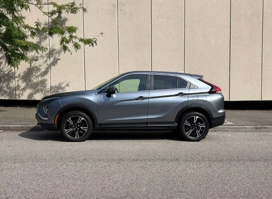2026 Mitsubishi Eclipse Cross - Image 3 of 13