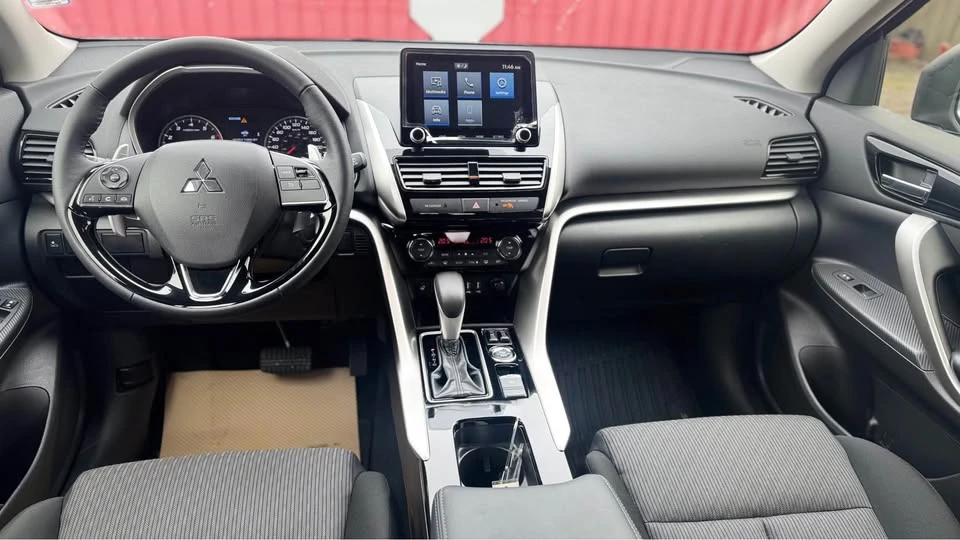 2026 Mitsubishi Eclipse Cross - Image 11 of 18
