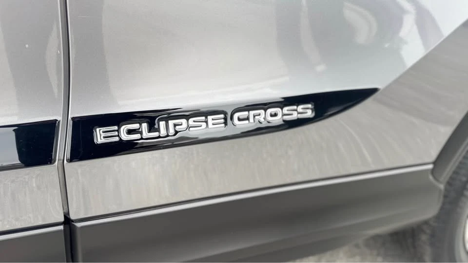 2026 Mitsubishi Eclipse Cross - Image 12 of 18
