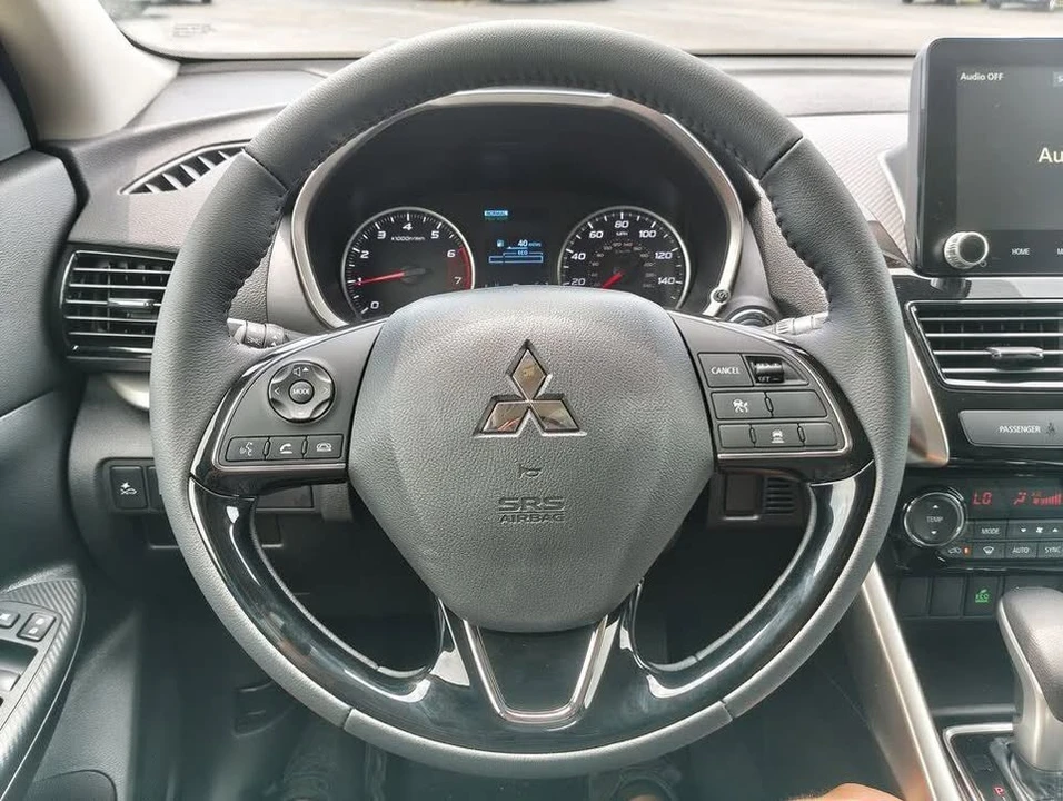 2026 Mitsubishi Eclipse Cross - Image 4 of 20