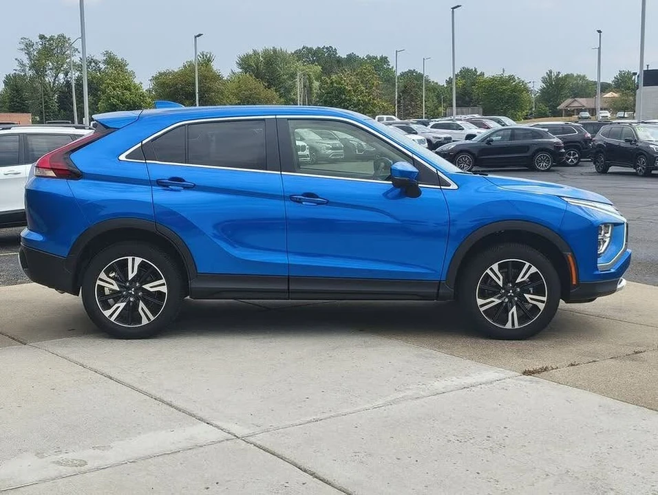 2026 Mitsubishi Eclipse Cross - Image 12 of 20