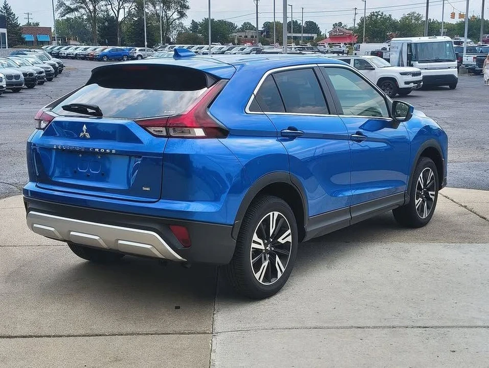 2026 Mitsubishi Eclipse Cross - Image 13 of 20