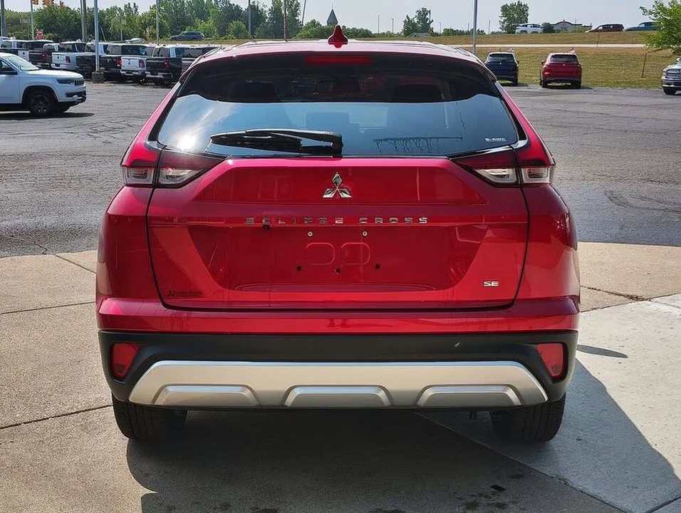 2026 Mitsubishi Eclipse Cross - Image 16 of 20