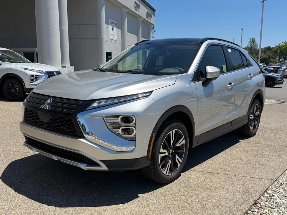 2026 Mitsubishi Eclipse Cross - Image 3 of 8
