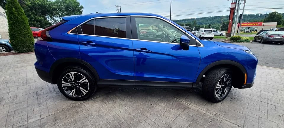 2026 Mitsubishi Eclipse Cross - Image 8 of 10