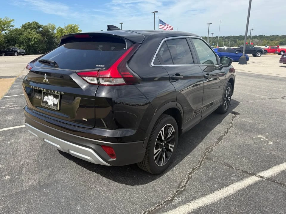 2026 Mitsubishi Eclipse Cross - Image 8 of 19
