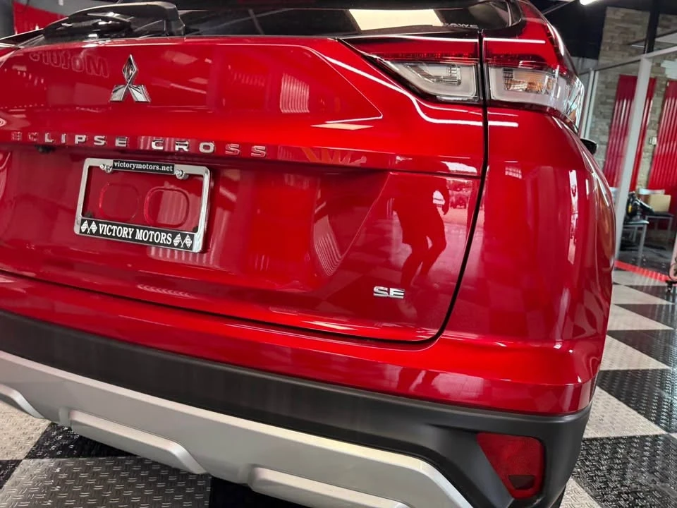 2026 Mitsubishi Eclipse Cross - Image 10 of 17