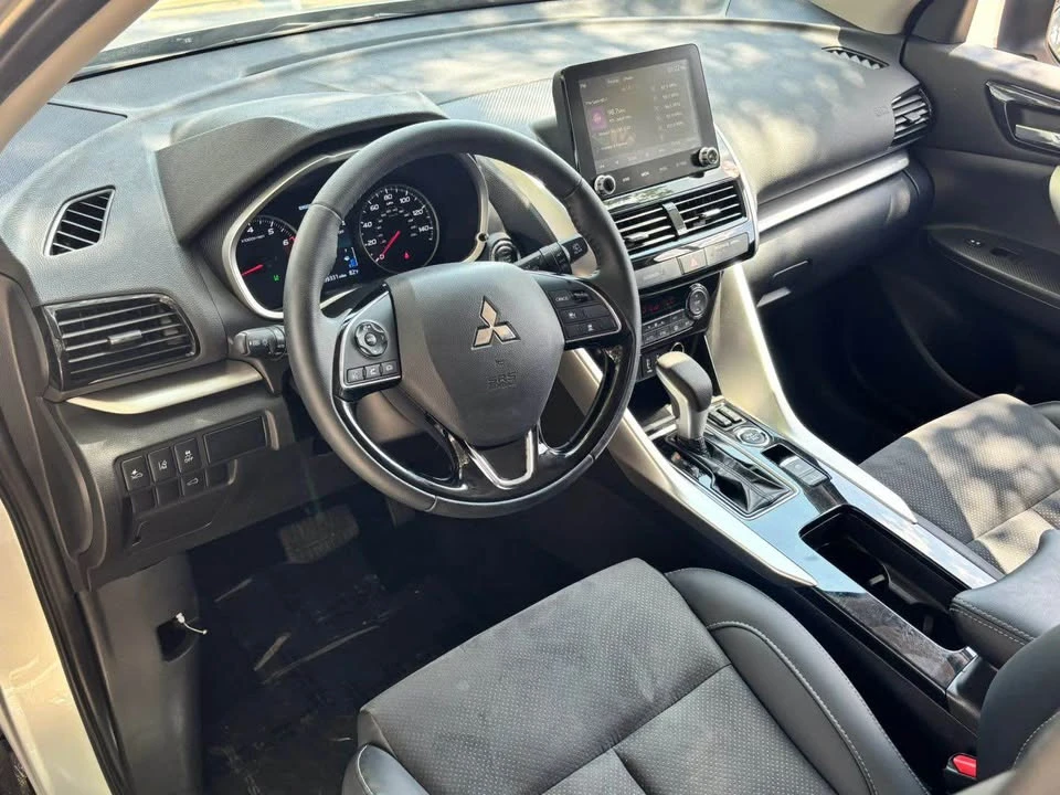 2026 Mitsubishi Eclipse Cross - Image 6 of 8