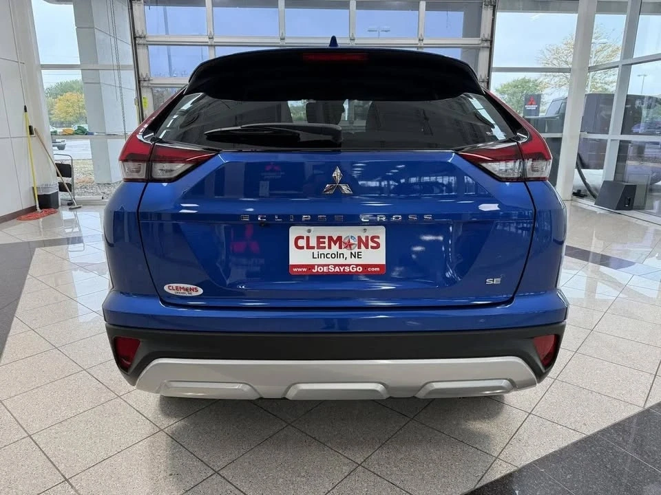 2026 Mitsubishi Eclipse Cross - Image 2 of 11