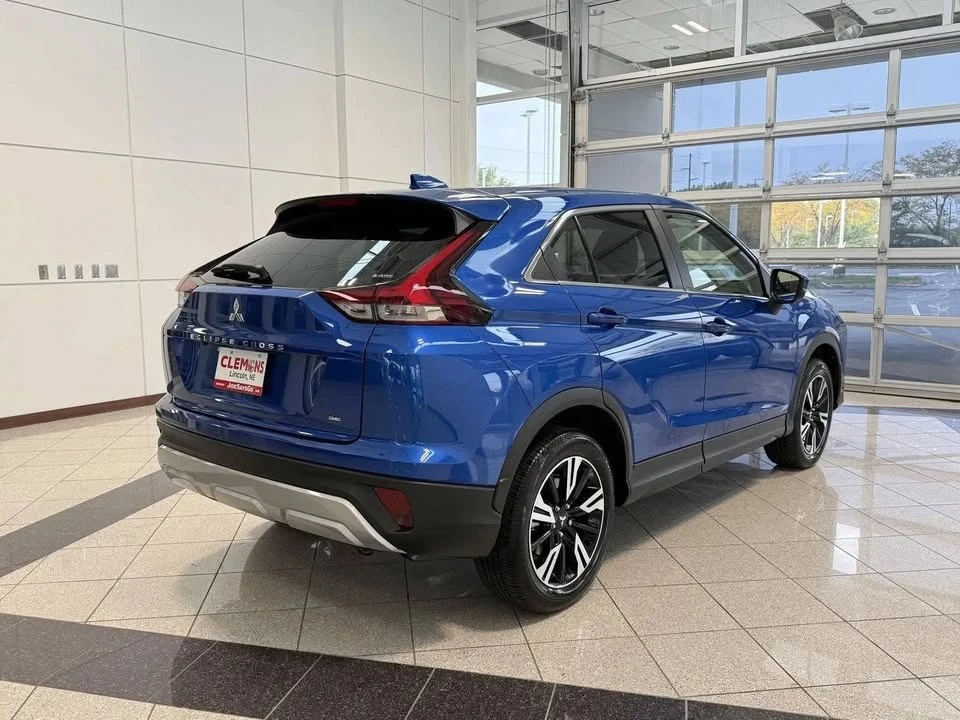 2026 Mitsubishi Eclipse Cross - Image 4 of 11