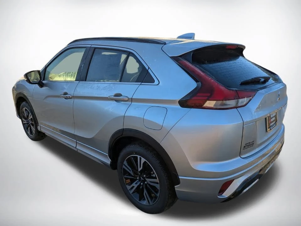2026 Mitsubishi Eclipse Cross - Image 4 of 12
