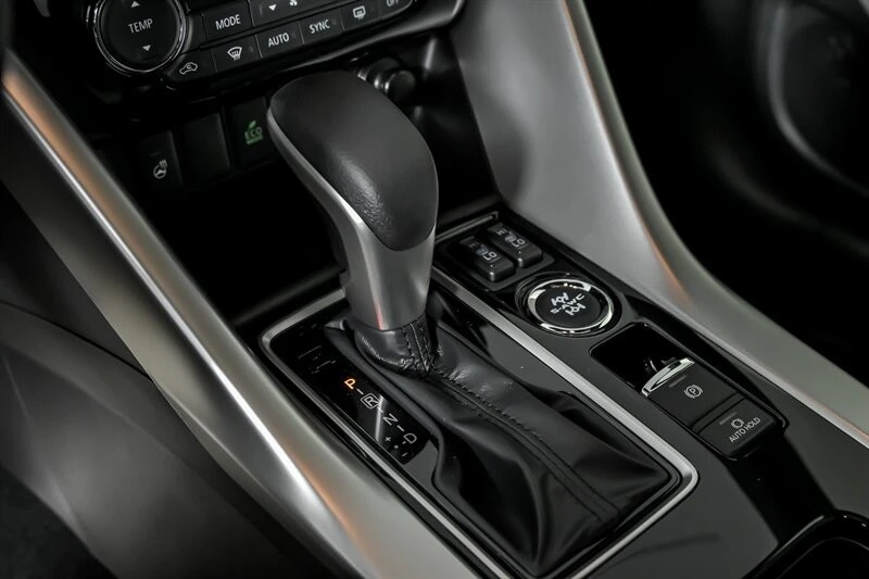 2026 Mitsubishi Eclipse Cross - Image 25 of 26