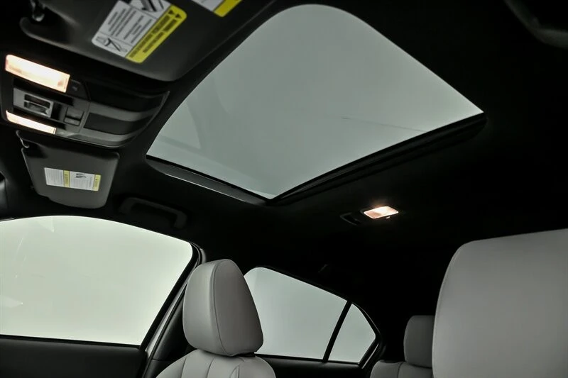 2026 Mitsubishi Eclipse Cross - Image 14 of 26