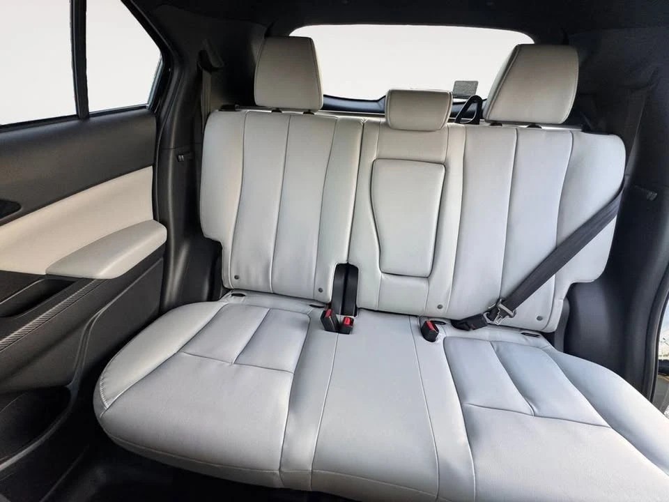 2026 Mitsubishi Eclipse Cross - Image 13 of 15
