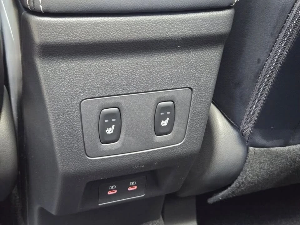 2026 Mitsubishi Eclipse Cross - Image 17 of 20