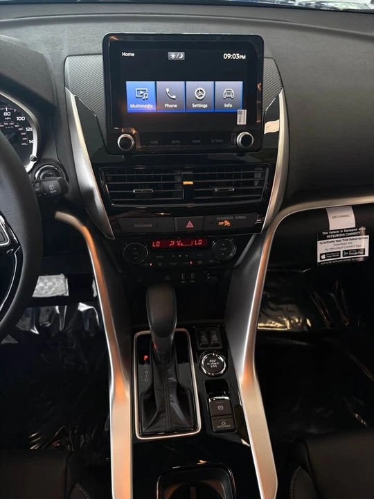 2026 Mitsubishi Eclipse Cross - Image 4 of 11