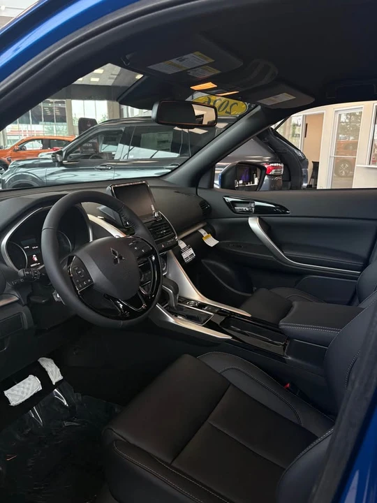 2026 Mitsubishi Eclipse Cross - Image 3 of 11