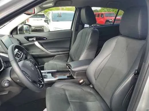 2026 Mitsubishi Eclipse Cross - Image 5 of 10