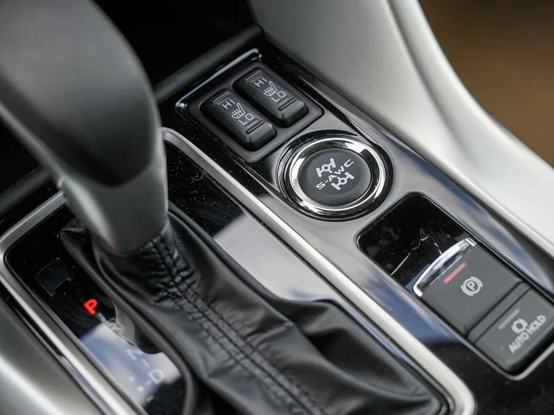 2026 Mitsubishi Eclipse Cross - Image 18 of 20