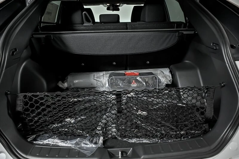 2026 Mitsubishi Eclipse Cross - Image 11 of 28