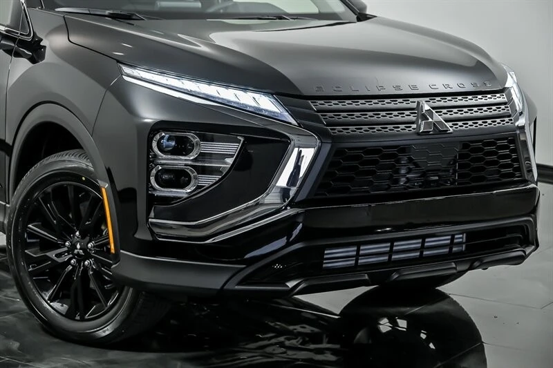 2026 Mitsubishi Eclipse Cross - Image 2 of 26