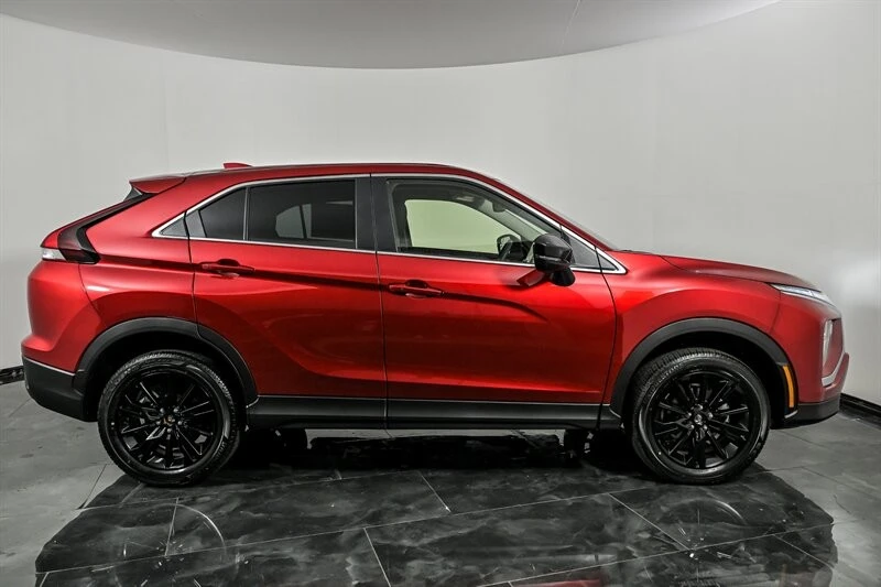 2026 Mitsubishi Eclipse Cross - Image 9 of 26