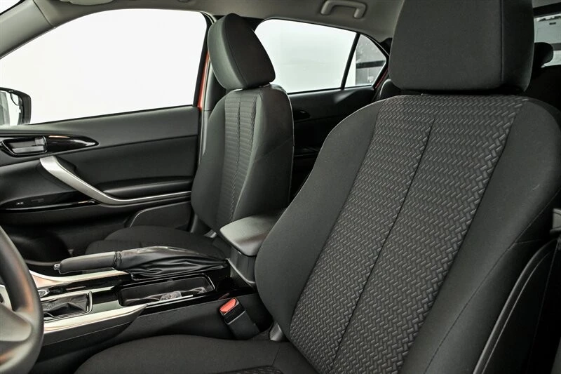 2026 Mitsubishi Eclipse Cross - Image 14 of 26