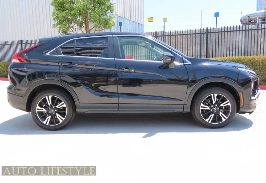 2026 Mitsubishi Eclipse Cross - Image 5 of 31