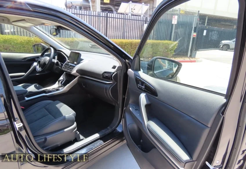 2026 Mitsubishi Eclipse Cross - Image 23 of 31