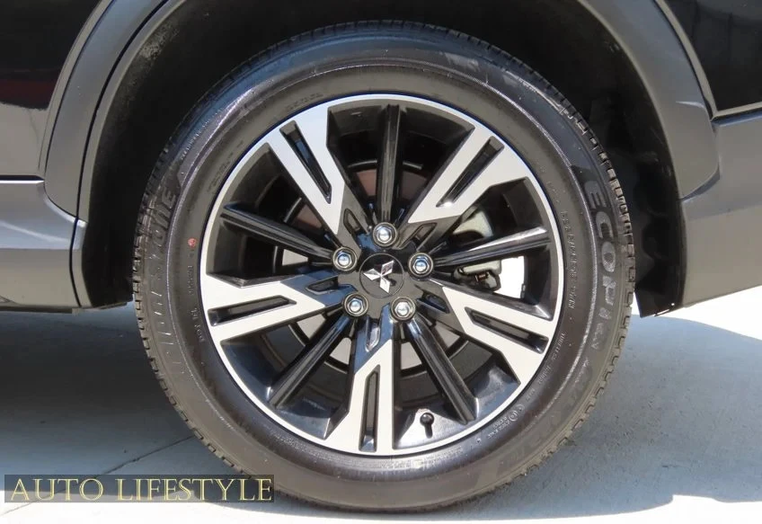 2026 Mitsubishi Eclipse Cross - Image 21 of 31