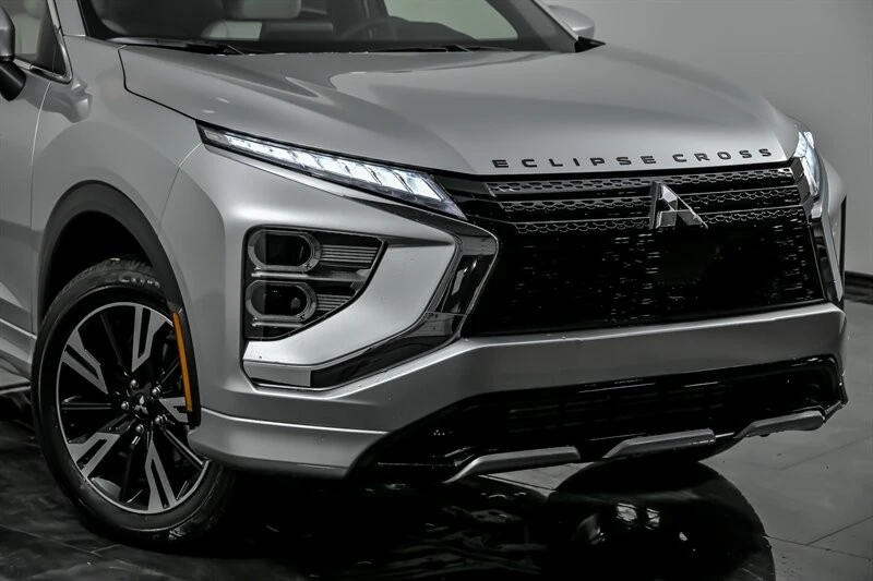 2026 Mitsubishi Eclipse Cross - Image 2 of 25