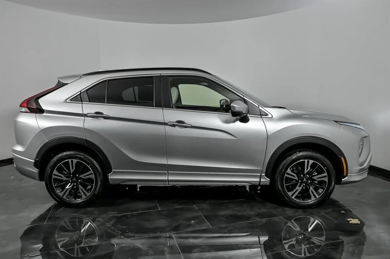 2026 Mitsubishi Eclipse Cross - Image 9 of 25