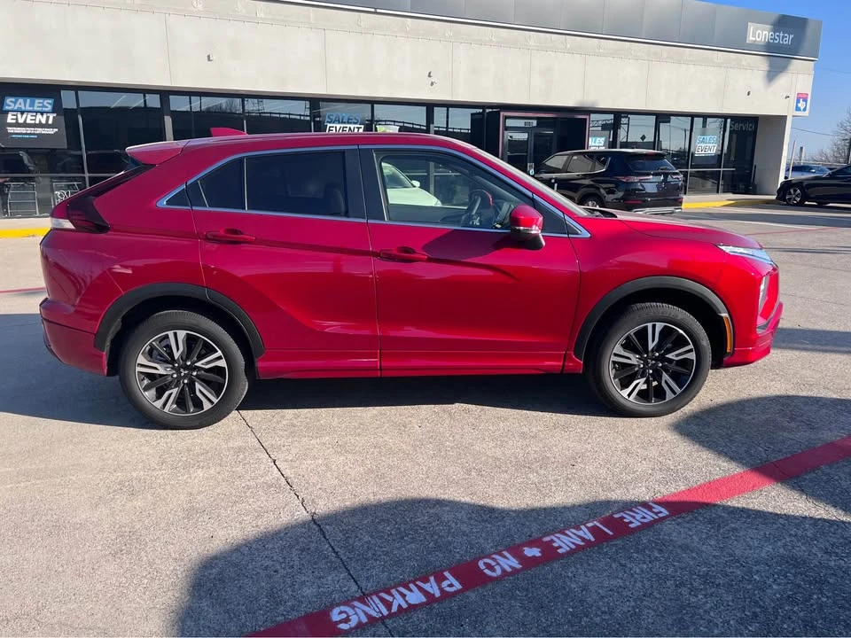2026 Mitsubishi Eclipse Cross - Image 2 of 10