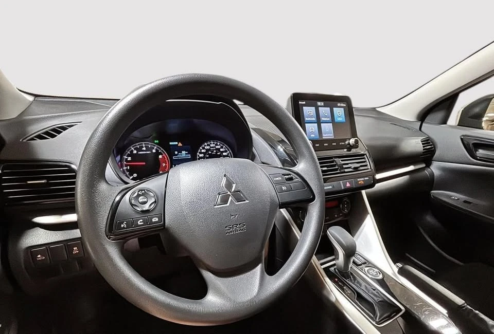 2026 Mitsubishi Eclipse Cross - Image 9 of 14