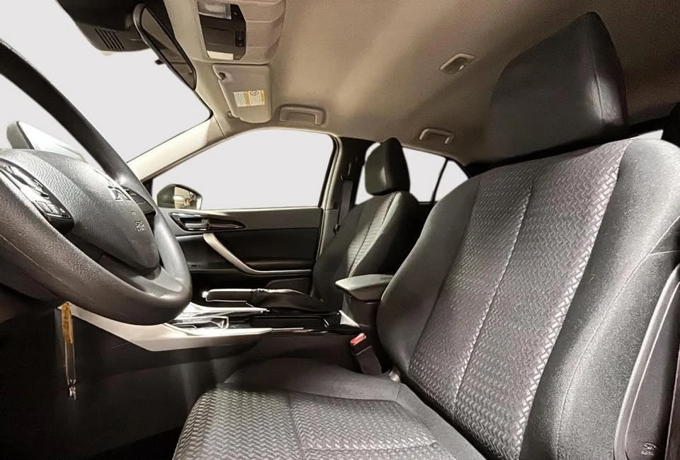 2026 Mitsubishi Eclipse Cross - Image 6 of 14