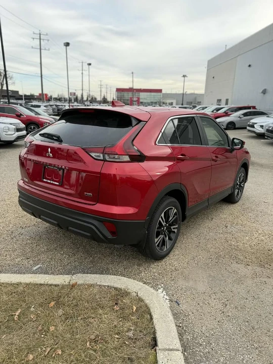 2026 Mitsubishi Eclipse Cross - Image 4 of 11