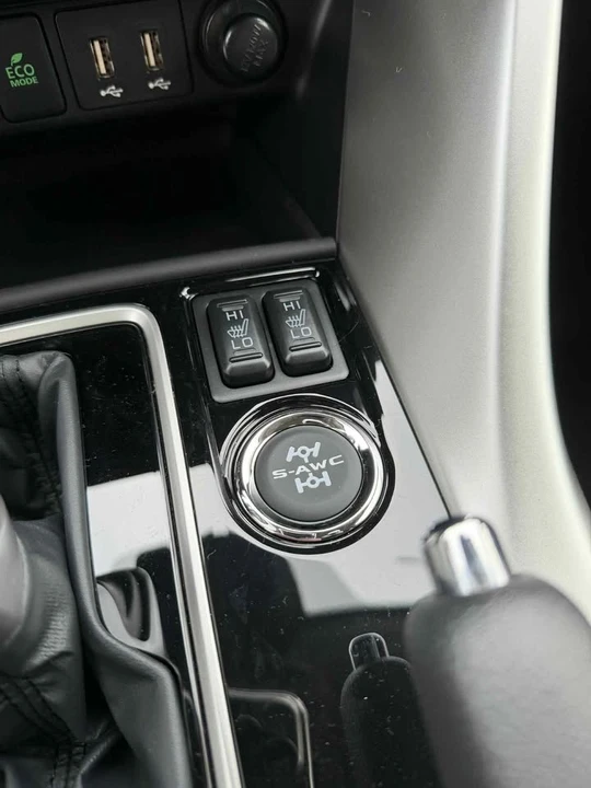 2026 Mitsubishi Eclipse Cross - Image 9 of 11
