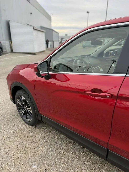 2026 Mitsubishi Eclipse Cross - Image 5 of 11